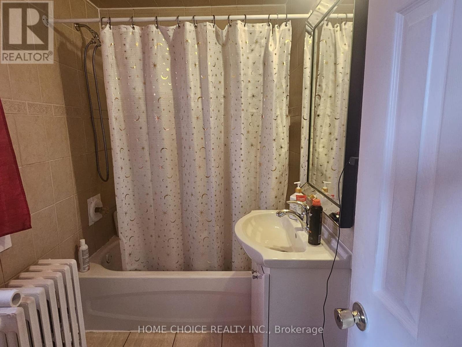 1232 Jane Street Property Photo 14