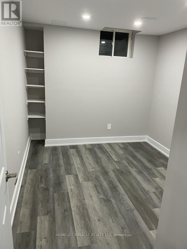 25 Wasaga Road Property Photo 2