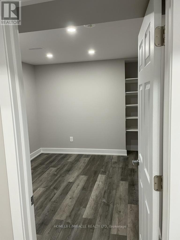 25 Wasaga Road Property Photo 3