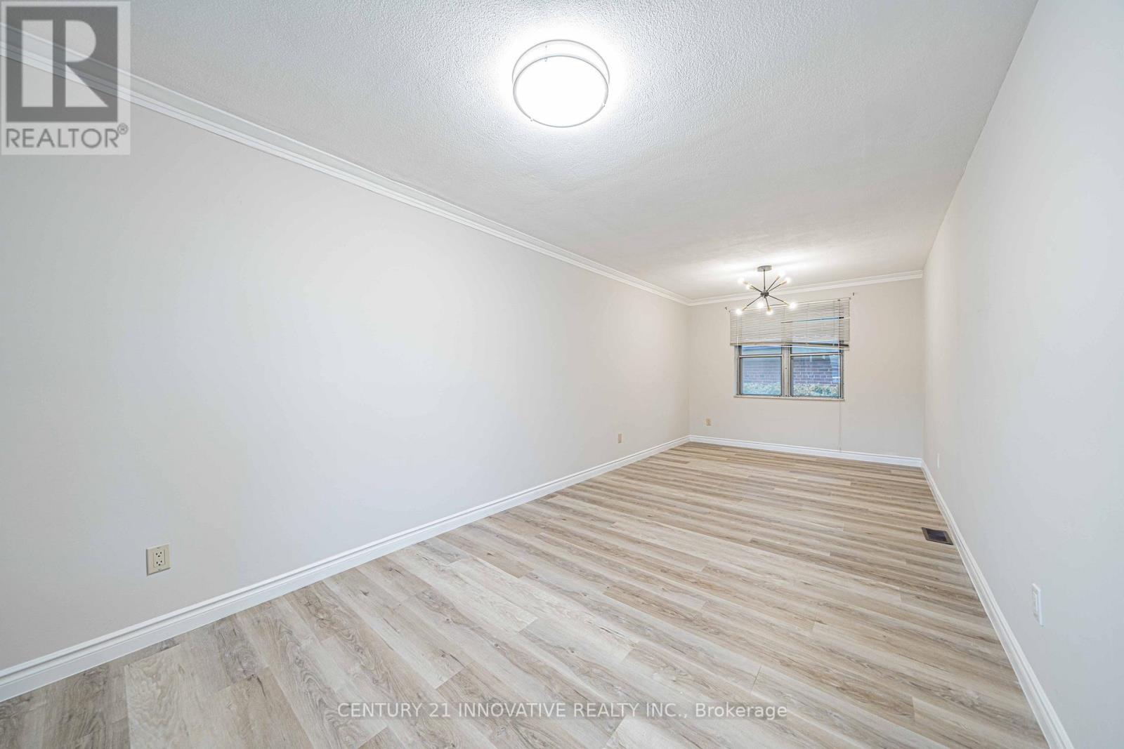 Upper - 22 Carysfort Road Property Photo 6