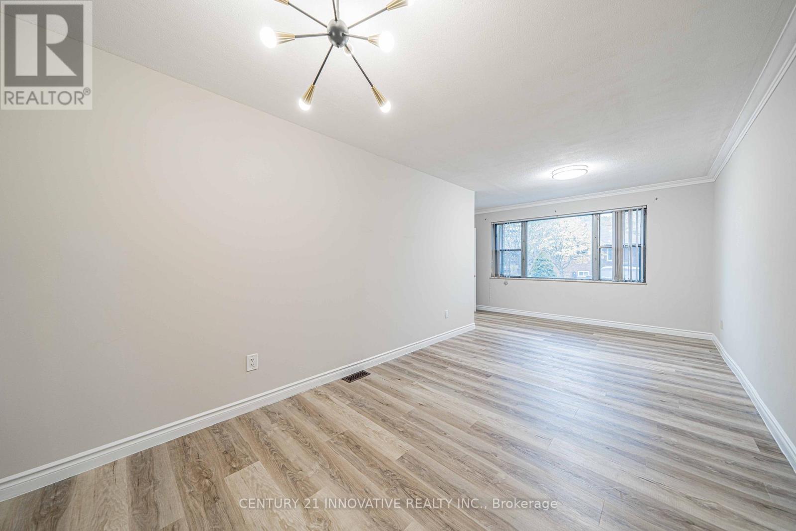 Upper - 22 Carysfort Road Property Photo 9