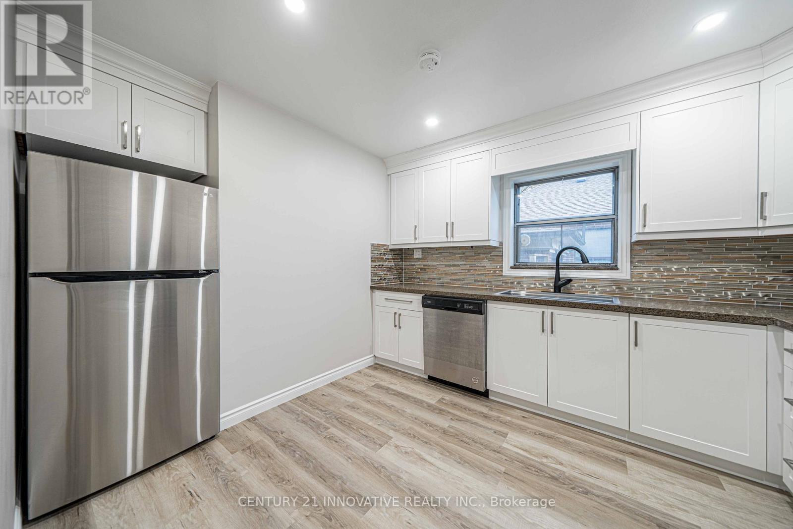 Upper - 22 Carysfort Road Property Photo 13
