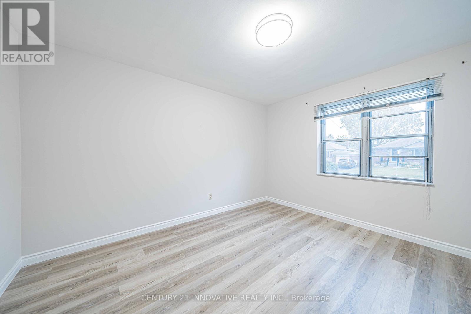 Upper - 22 Carysfort Road Property Photo 27