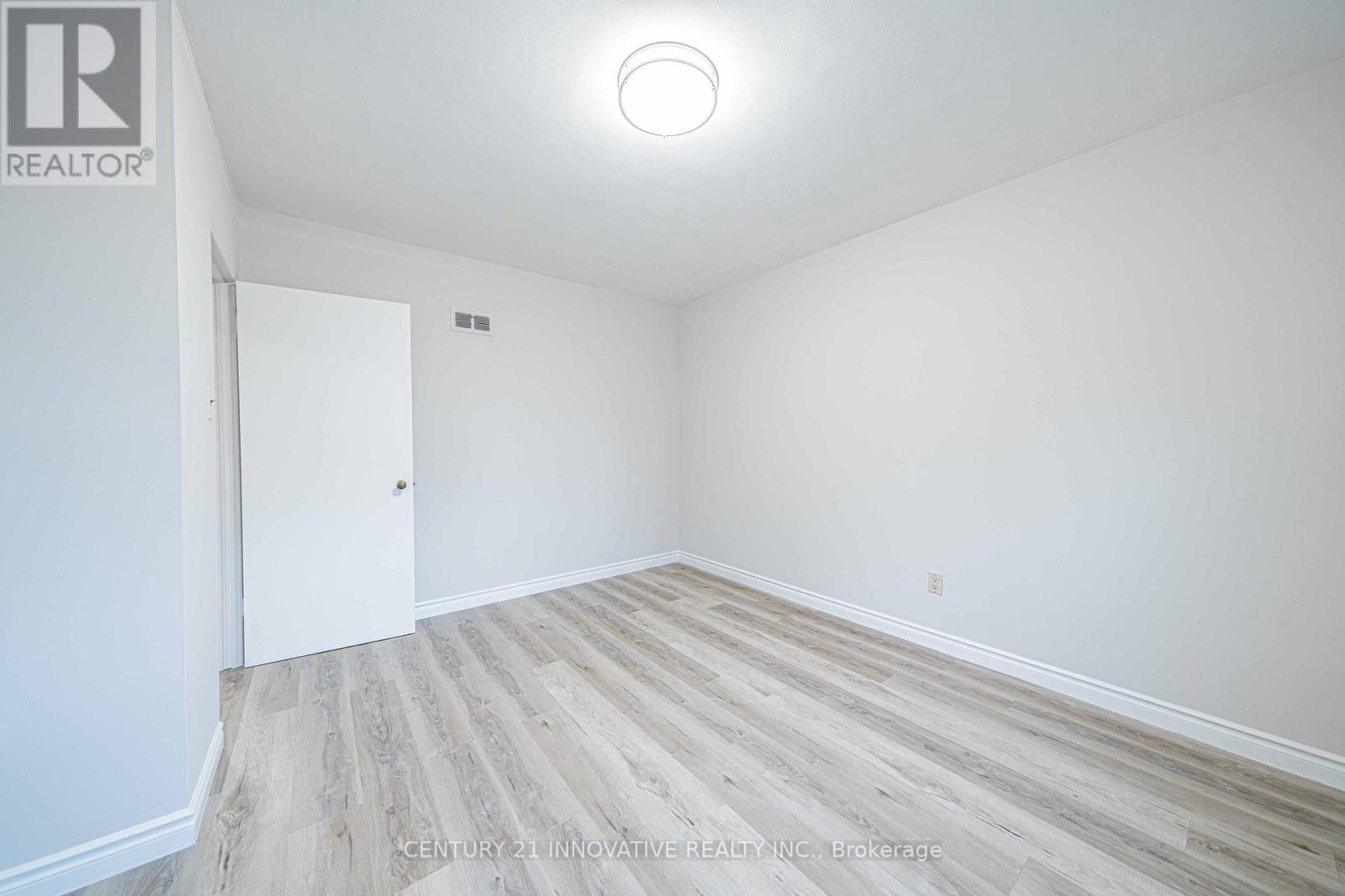 Upper - 22 Carysfort Road Property Photo 29
