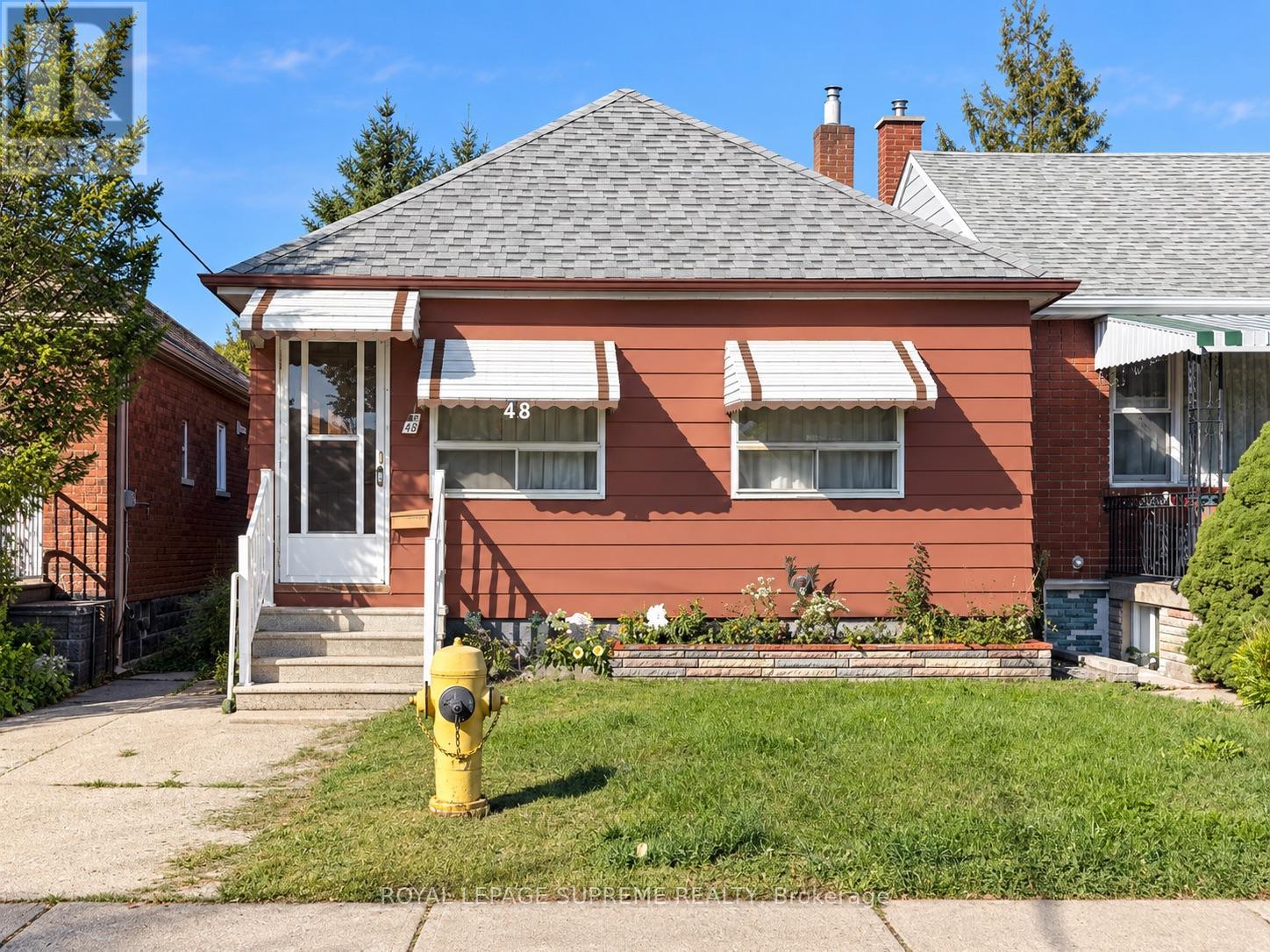 48 Mould Avenue Property Photo 1