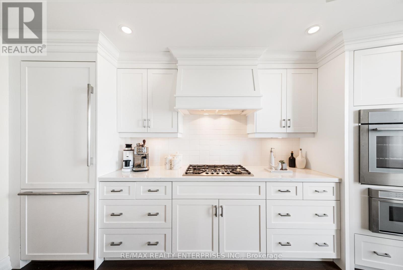 505 - 2060 Lakeshore Road Property Photo 11