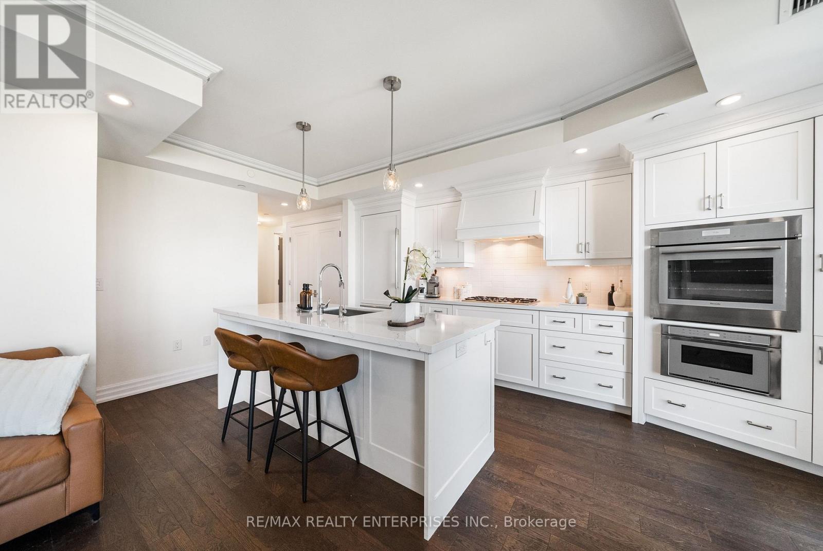 505 - 2060 Lakeshore Road Property Photo 12