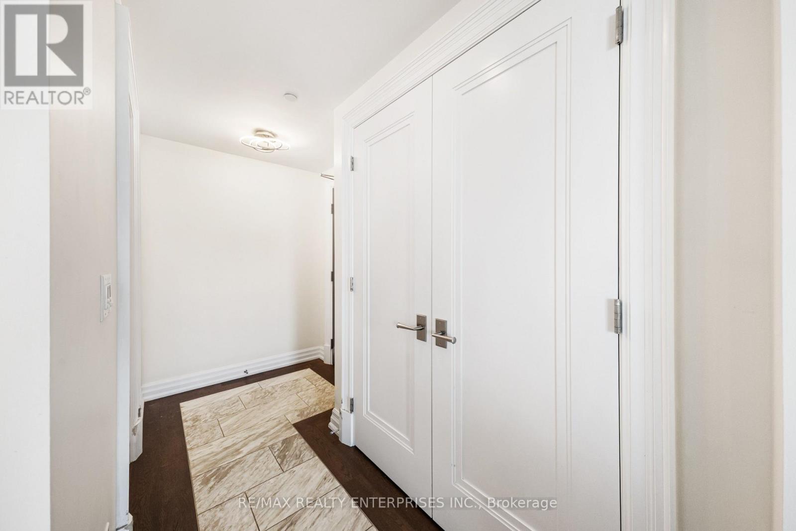 505 - 2060 Lakeshore Road Property Photo 29