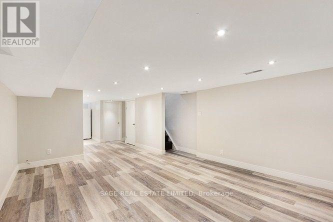 113 Lightbourn Avenue Property Photo 29