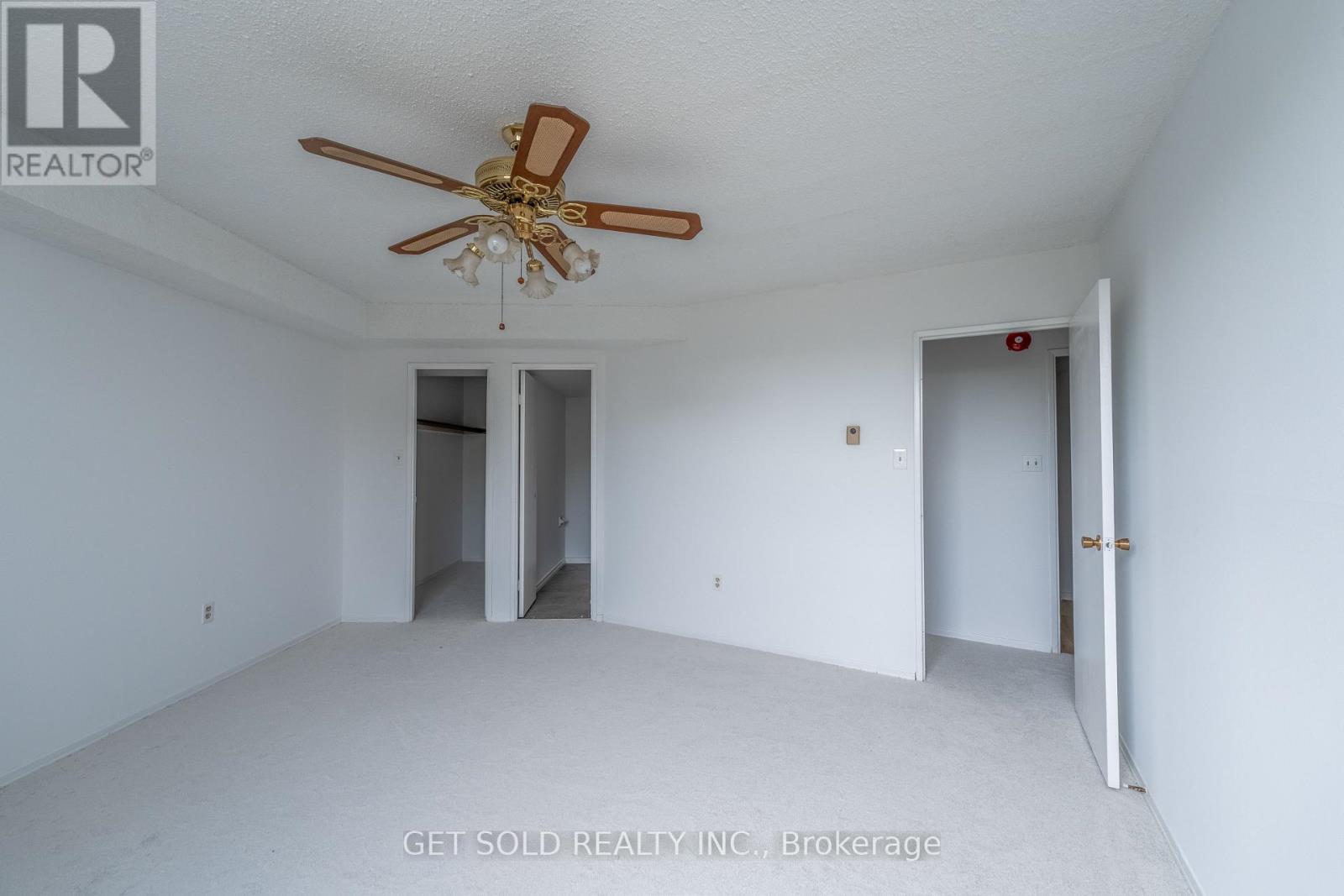 405 - 700 Dynes Road Property Photo 11