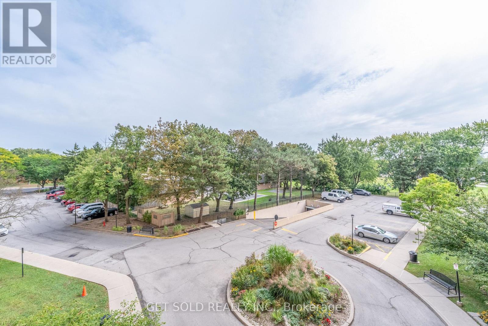 405 - 700 Dynes Road Property Photo 19
