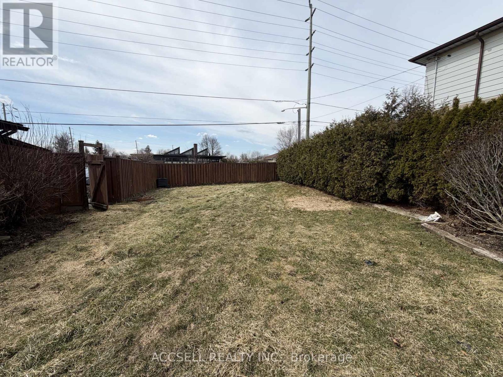 135 Mountainview Road S Property Photo 3
