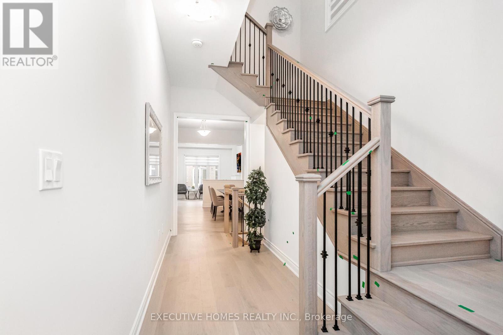 1371 Peony Path Property Photo 3