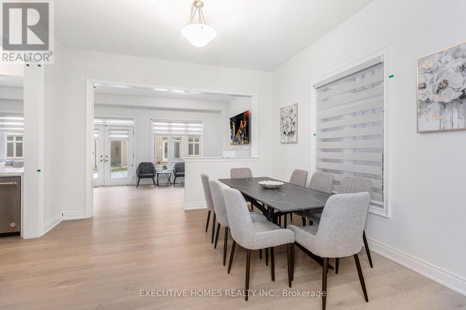 1371 Peony Path Property Photo 9