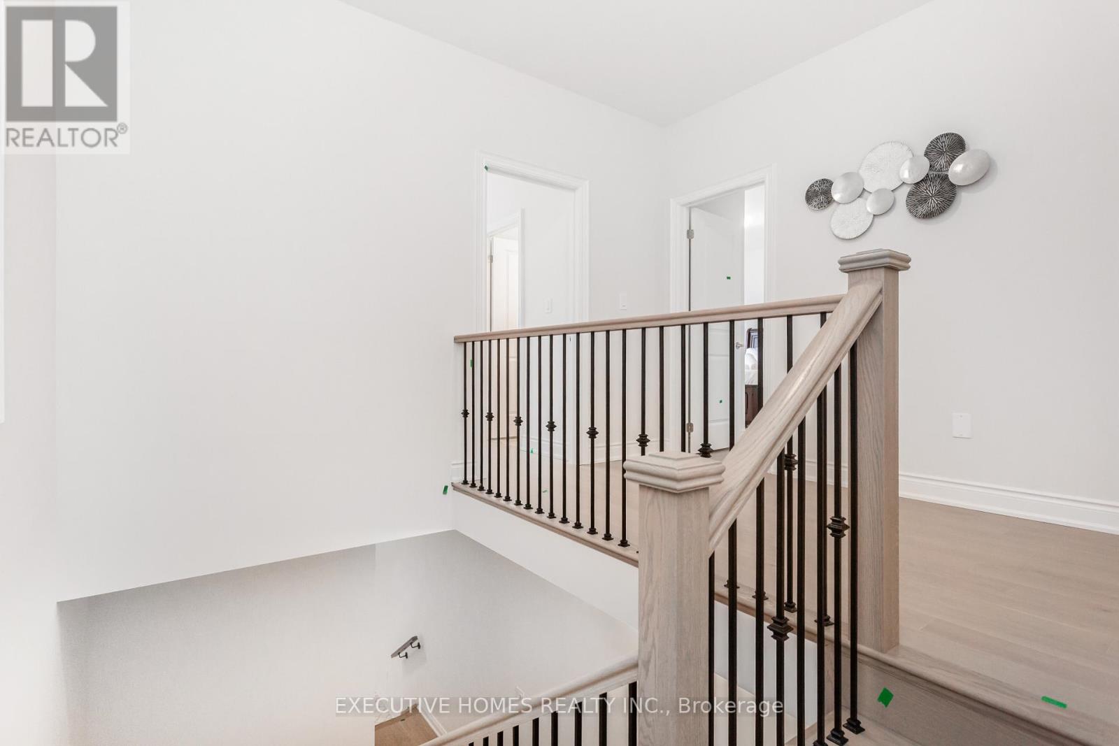1371 Peony Path Property Photo 24