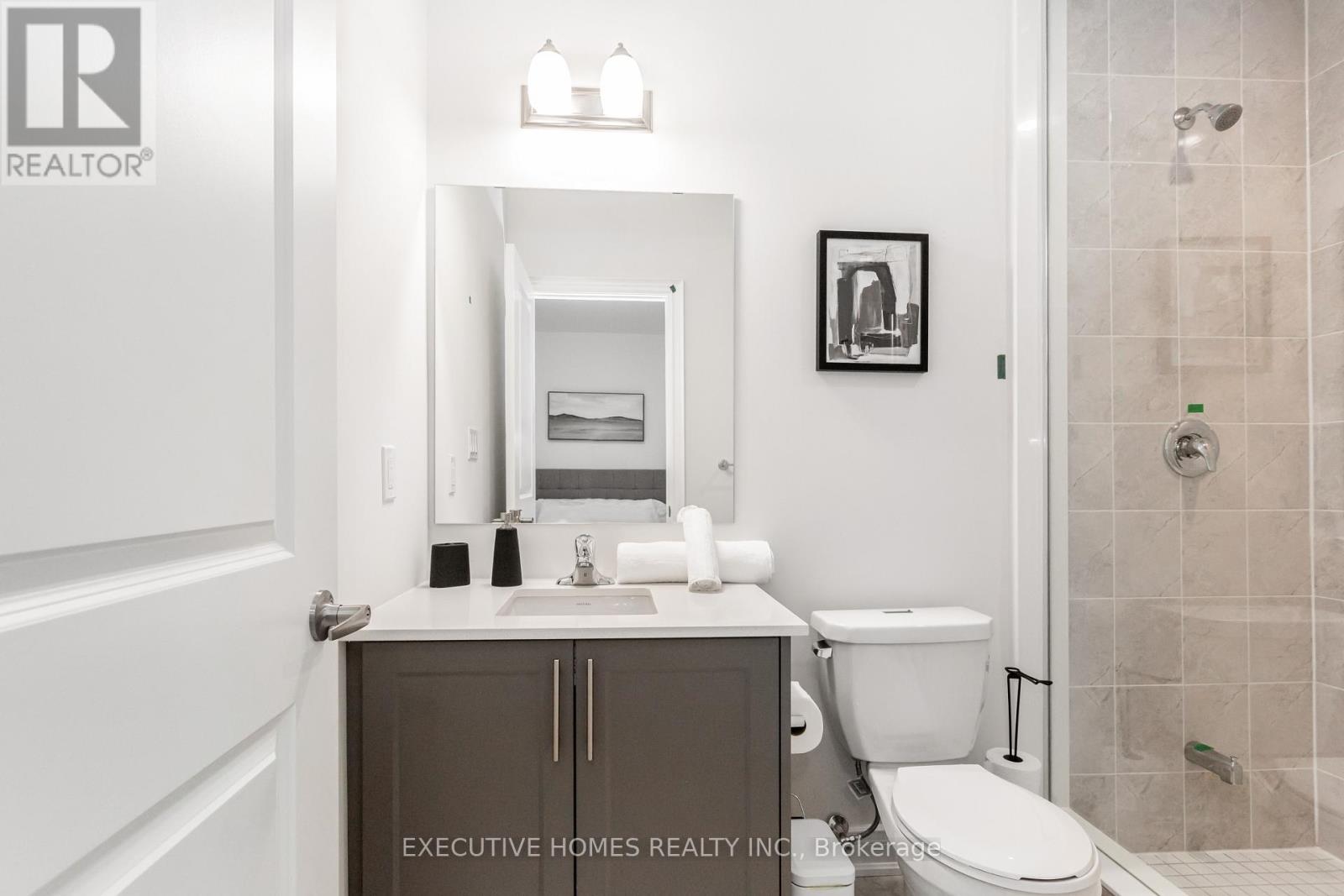 1371 Peony Path Property Photo 32