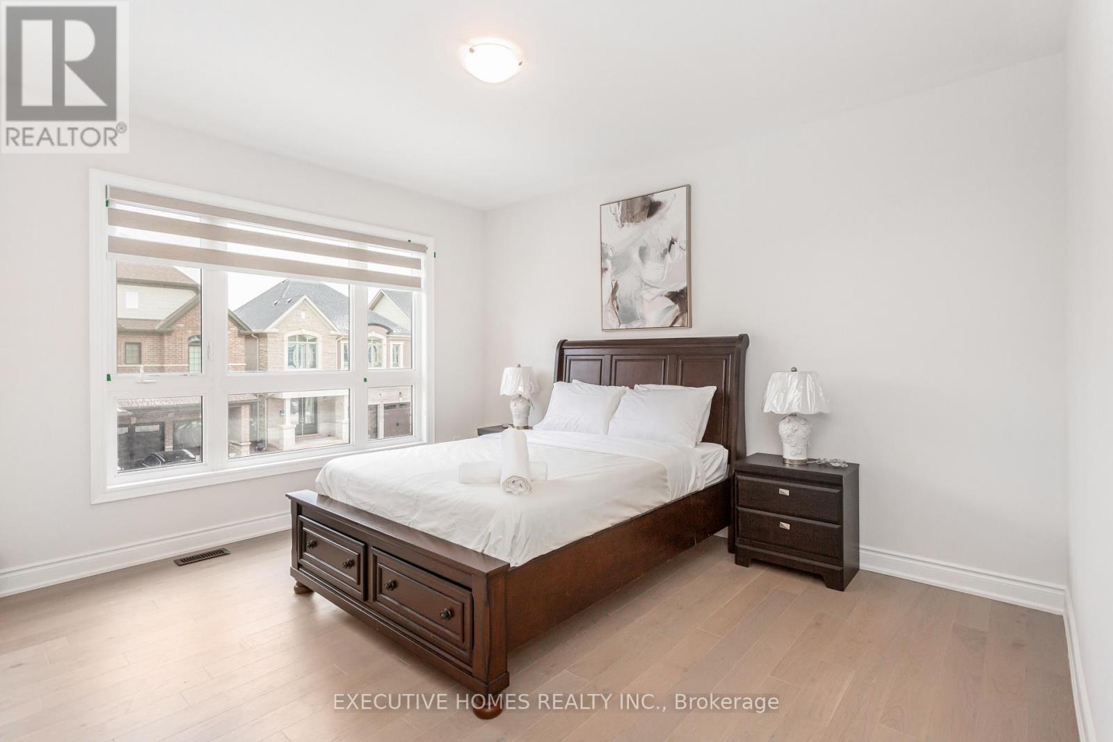 1371 Peony Path Property Photo 35