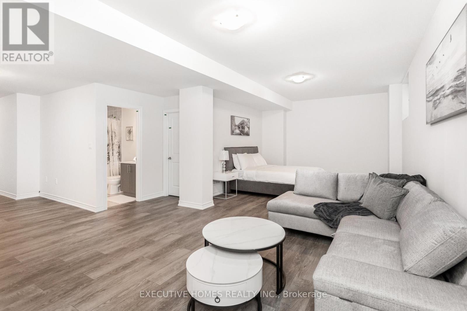 1371 Peony Path Property Photo 42