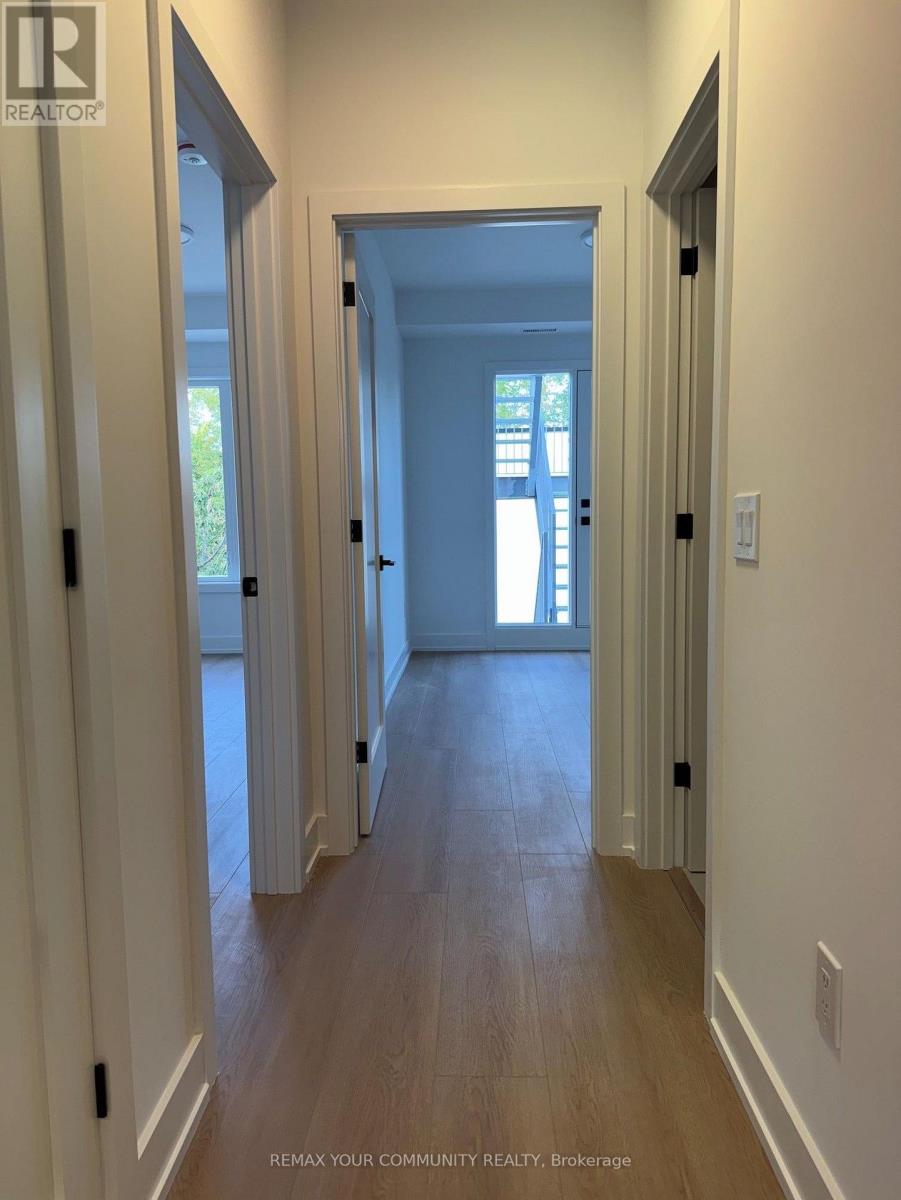 3 - 222 Belgravia Avenue Property Photo 8