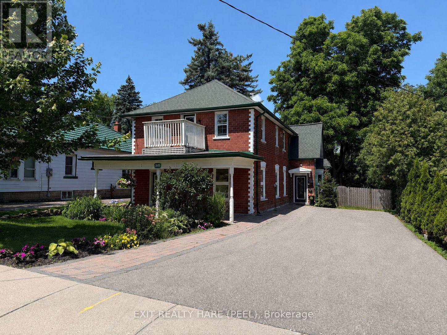31 BROCK STREET Property Photo 1