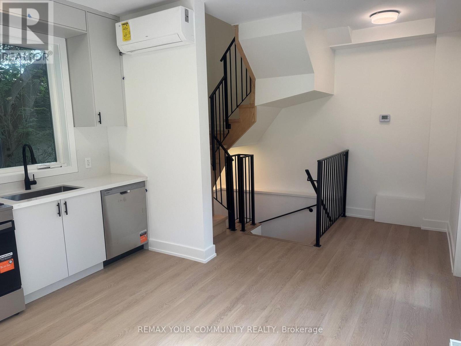 Garden Suite - 222 Belgravia Avenue Property Photo 2