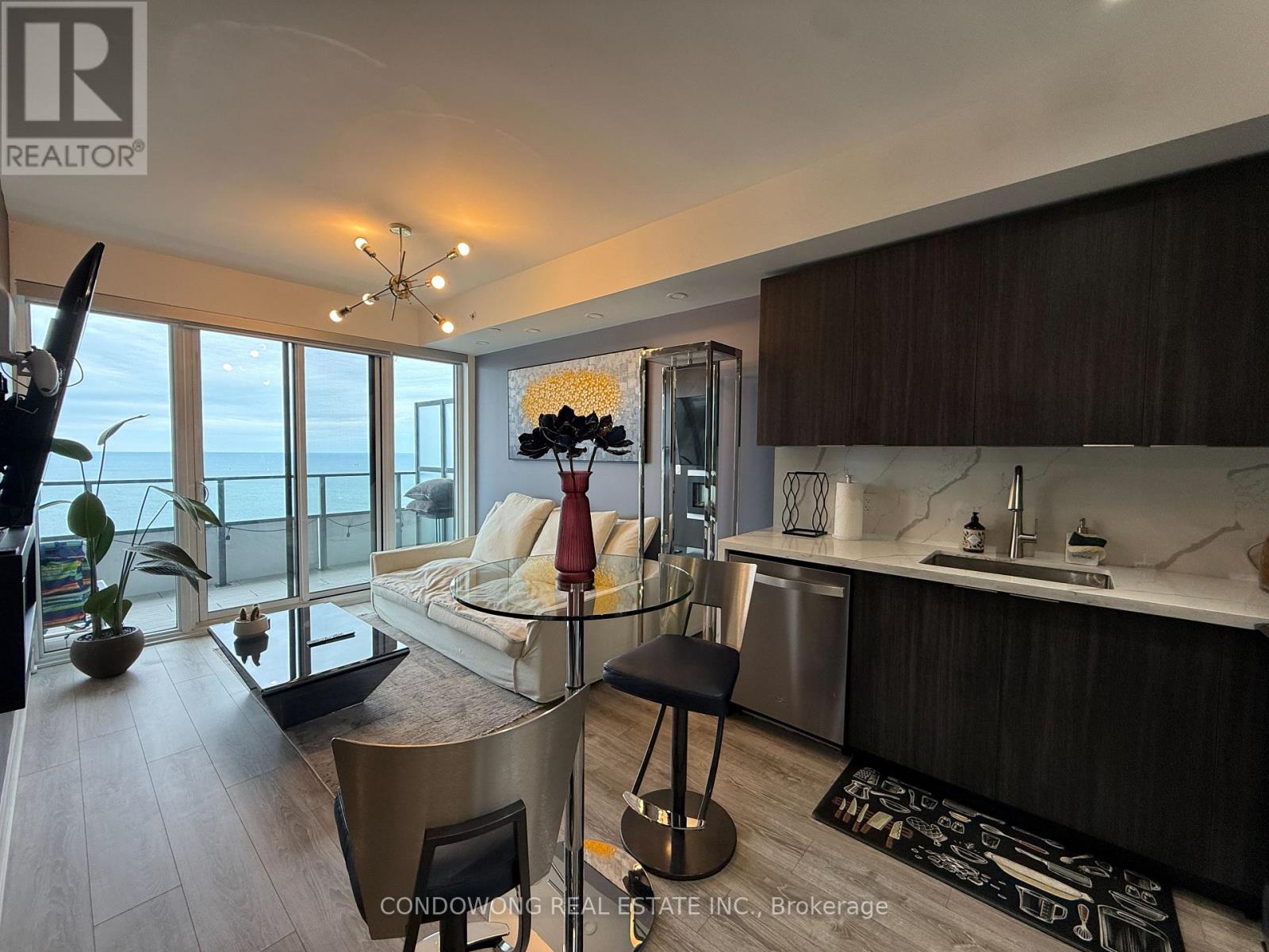 5006 - 30 SHORE BREEZE DRIVE Property Photo 1