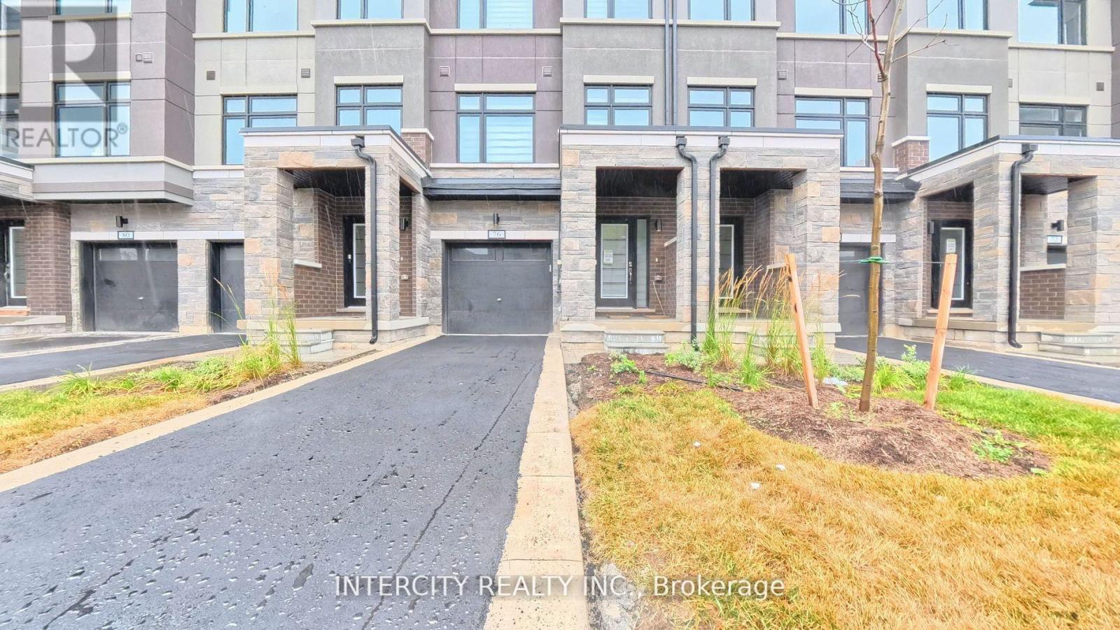 76 Fieldridge Crescent Property Photo 1