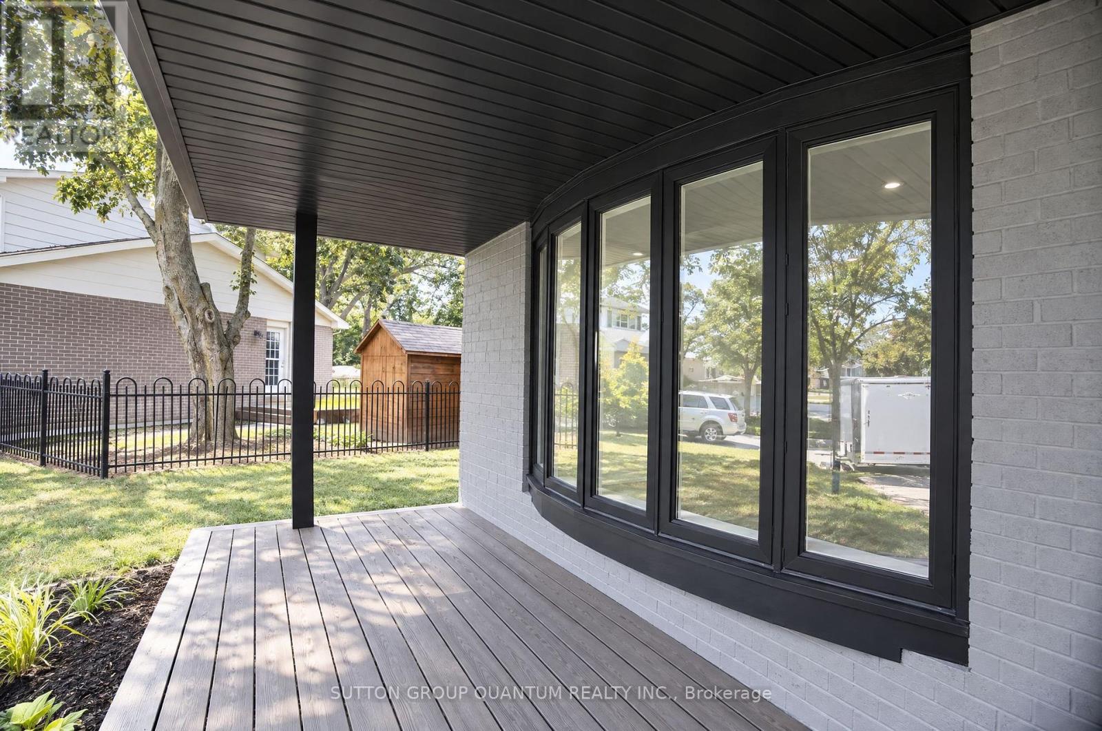 1237 Sycamore Drive Property Photo 4