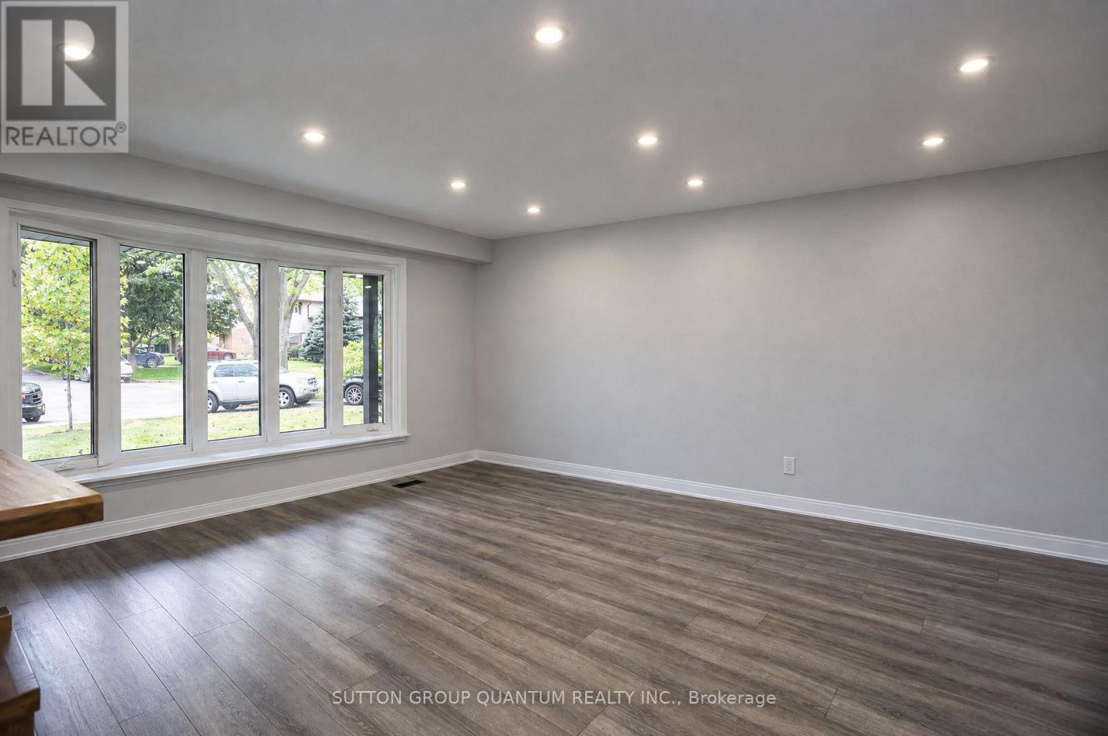 1237 Sycamore Drive Property Photo 11