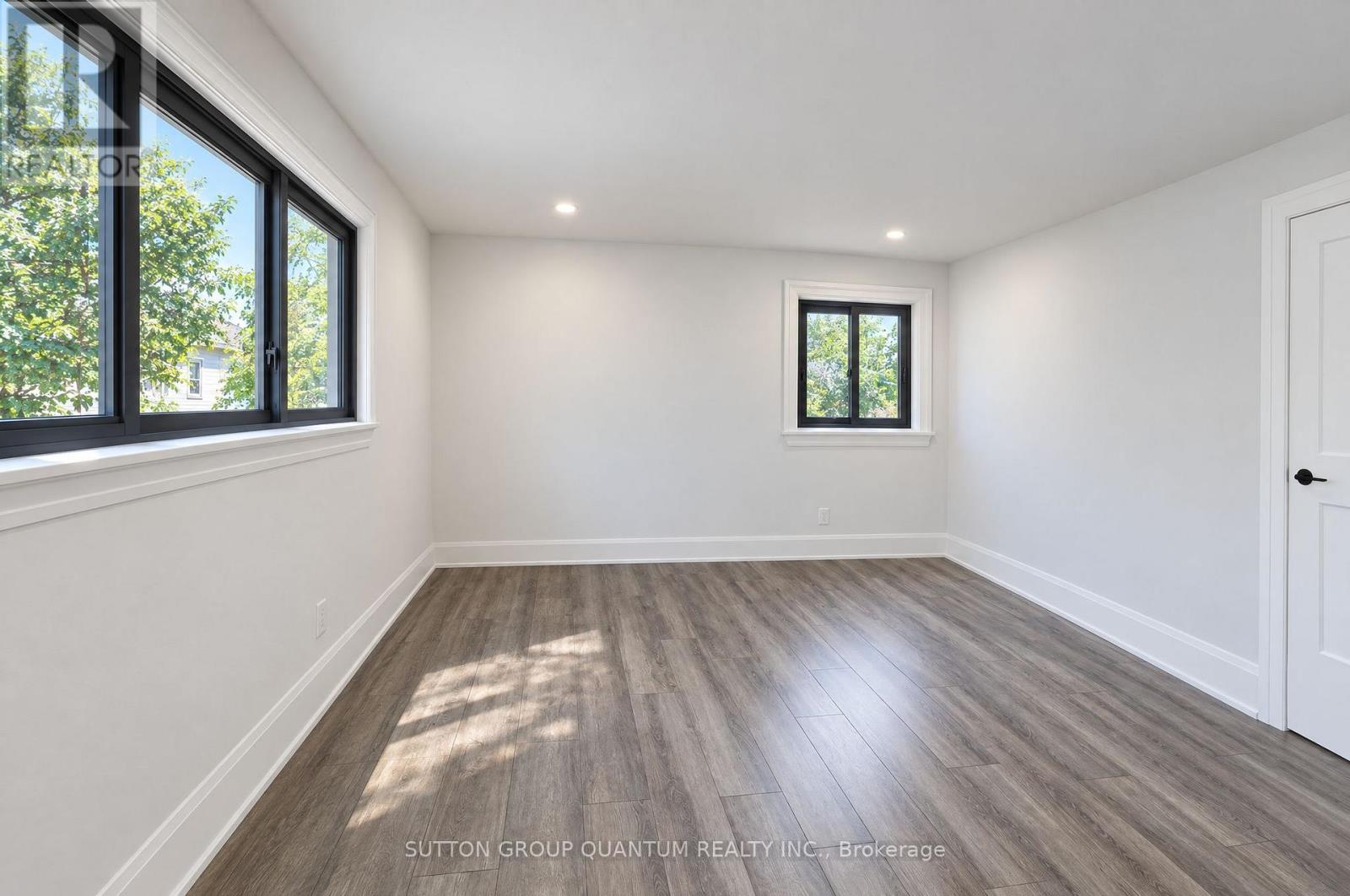 1237 Sycamore Drive Property Photo 12