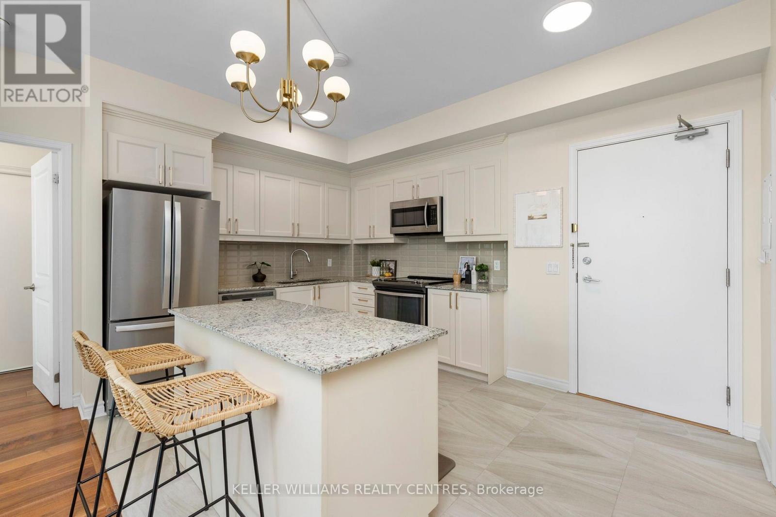 410 - 2522 Keele Street Property Photo 8