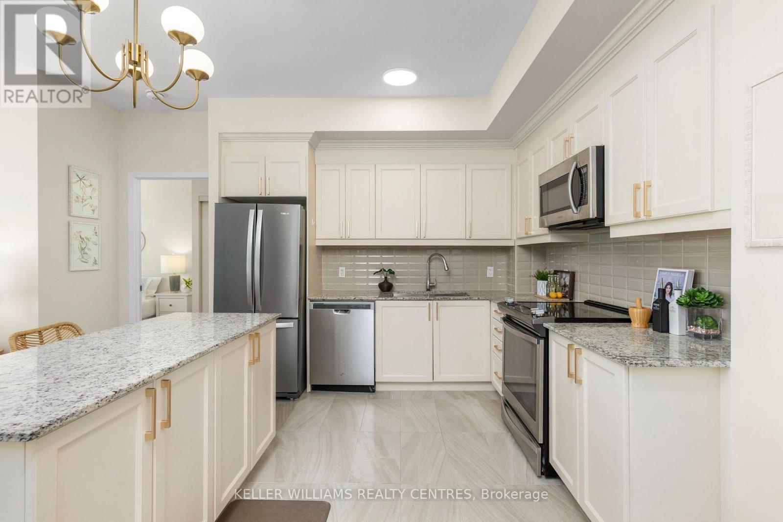 410 - 2522 Keele Street Property Photo 13