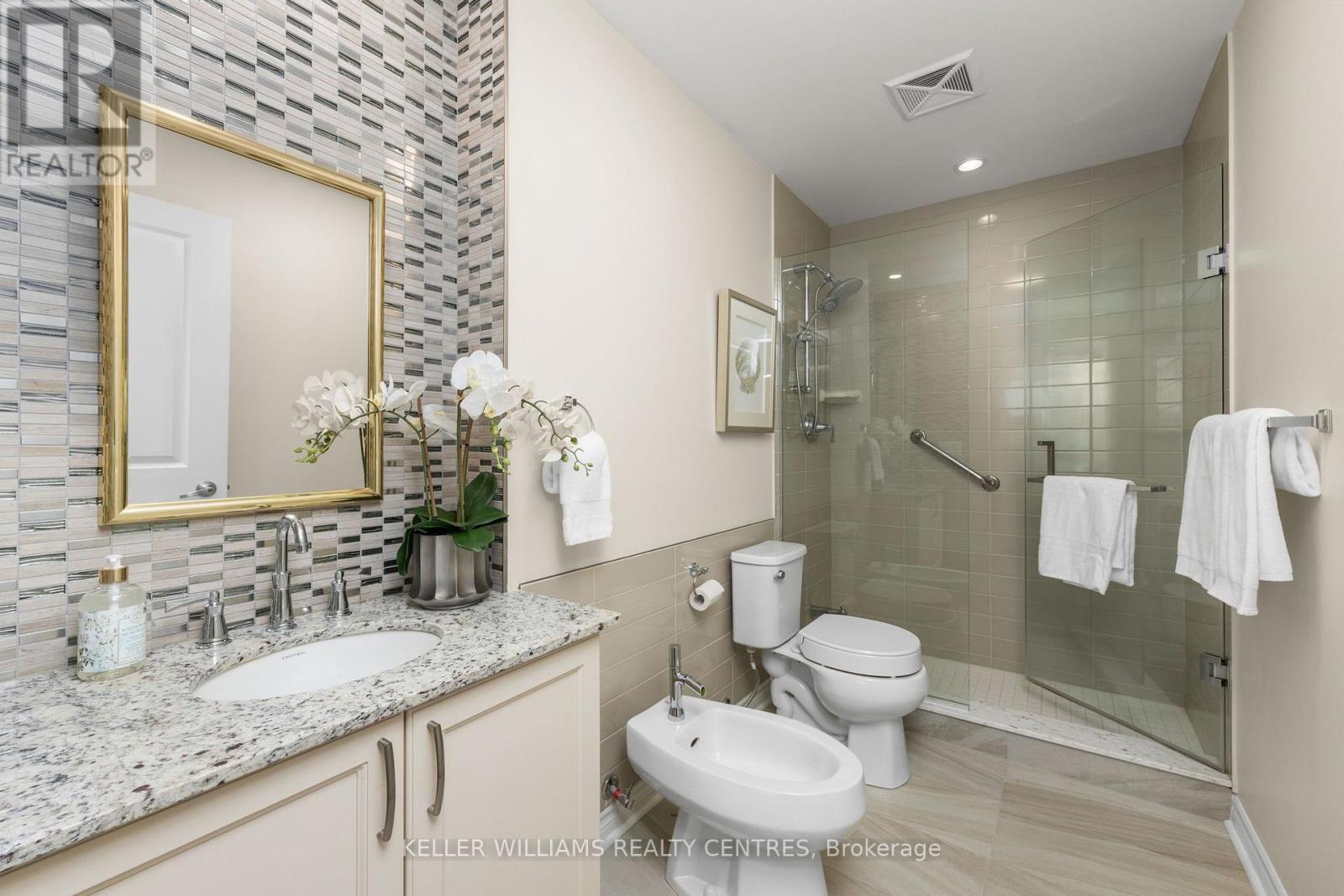410 - 2522 Keele Street Property Photo 18
