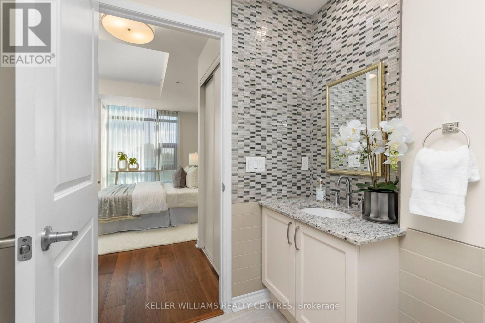 410 - 2522 Keele Street Property Photo 19