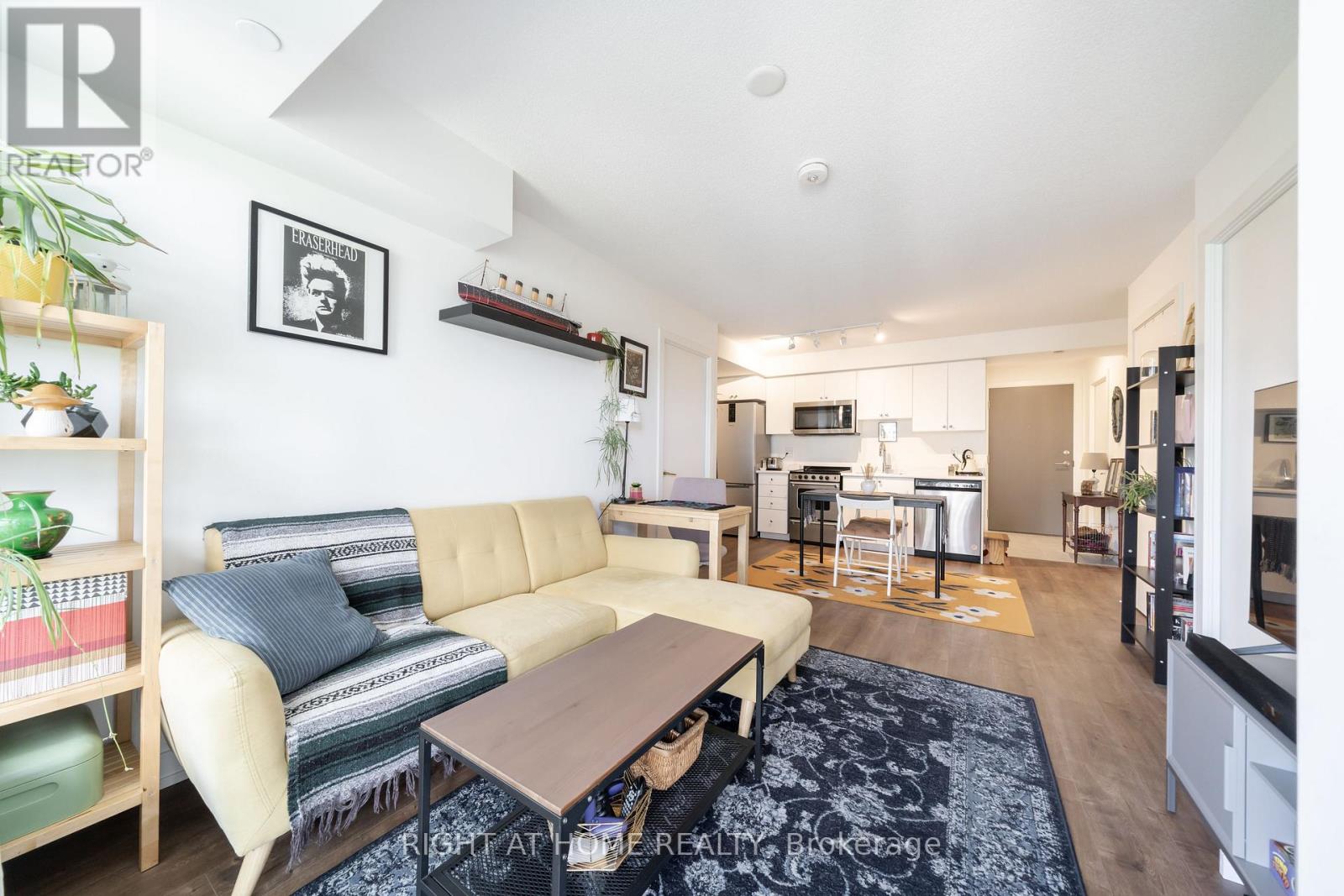 807 - 10 Wilby Crescent Property Photo 23