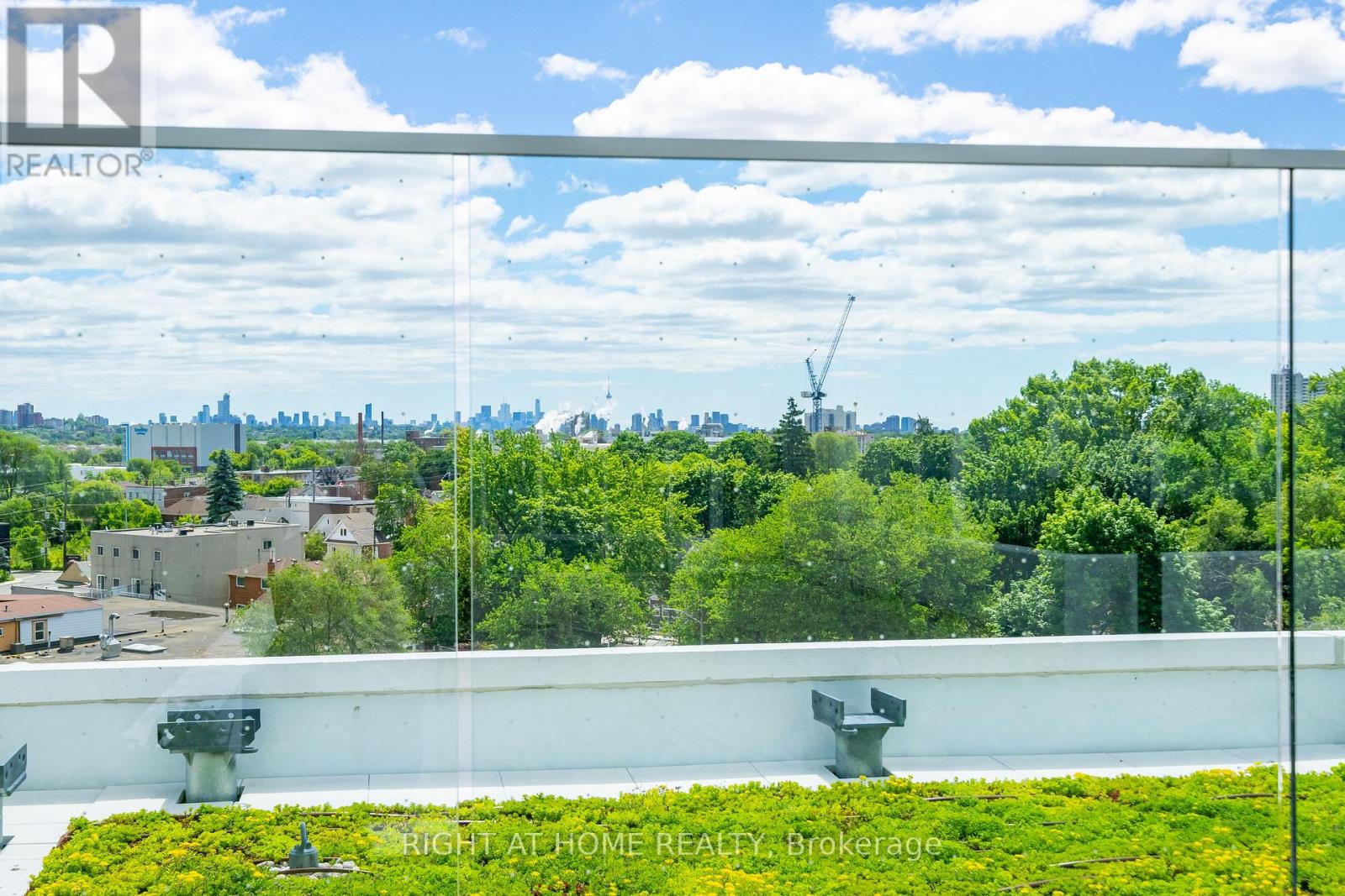 807 - 10 Wilby Crescent Property Photo 46