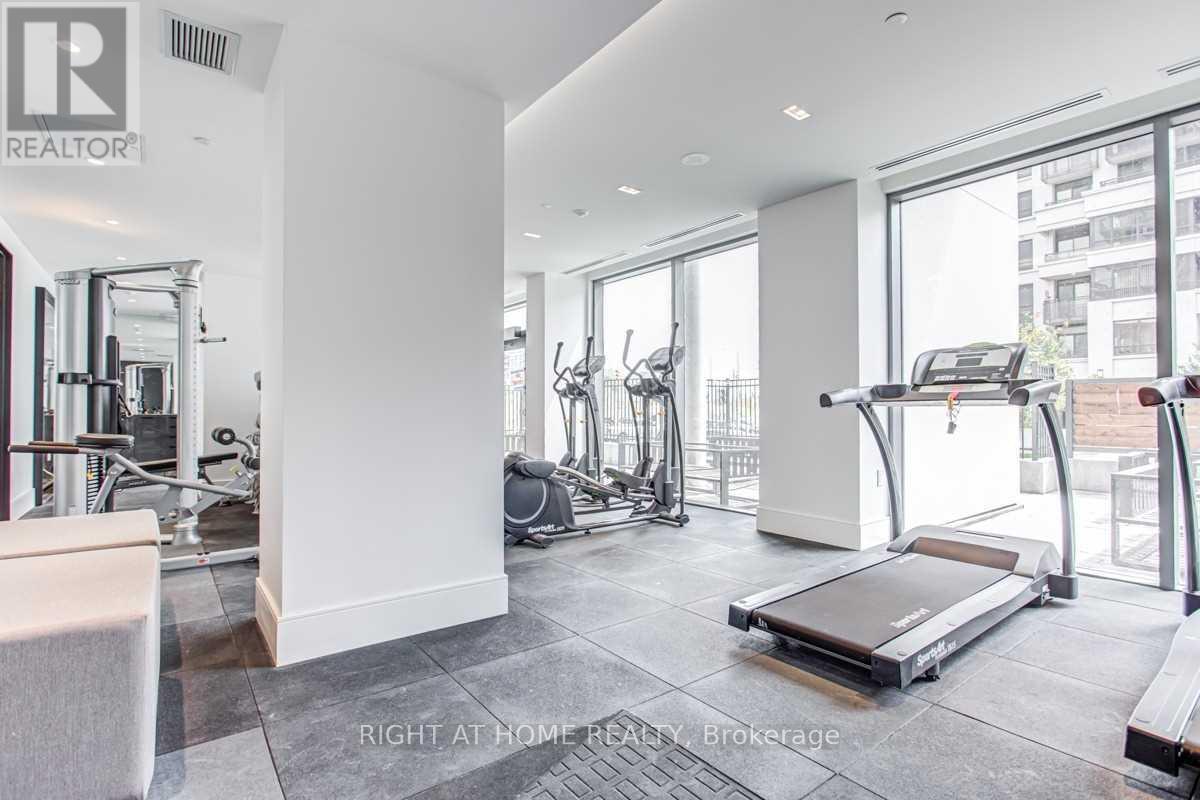 403 - 10 De Boers Drive Property Photo 16