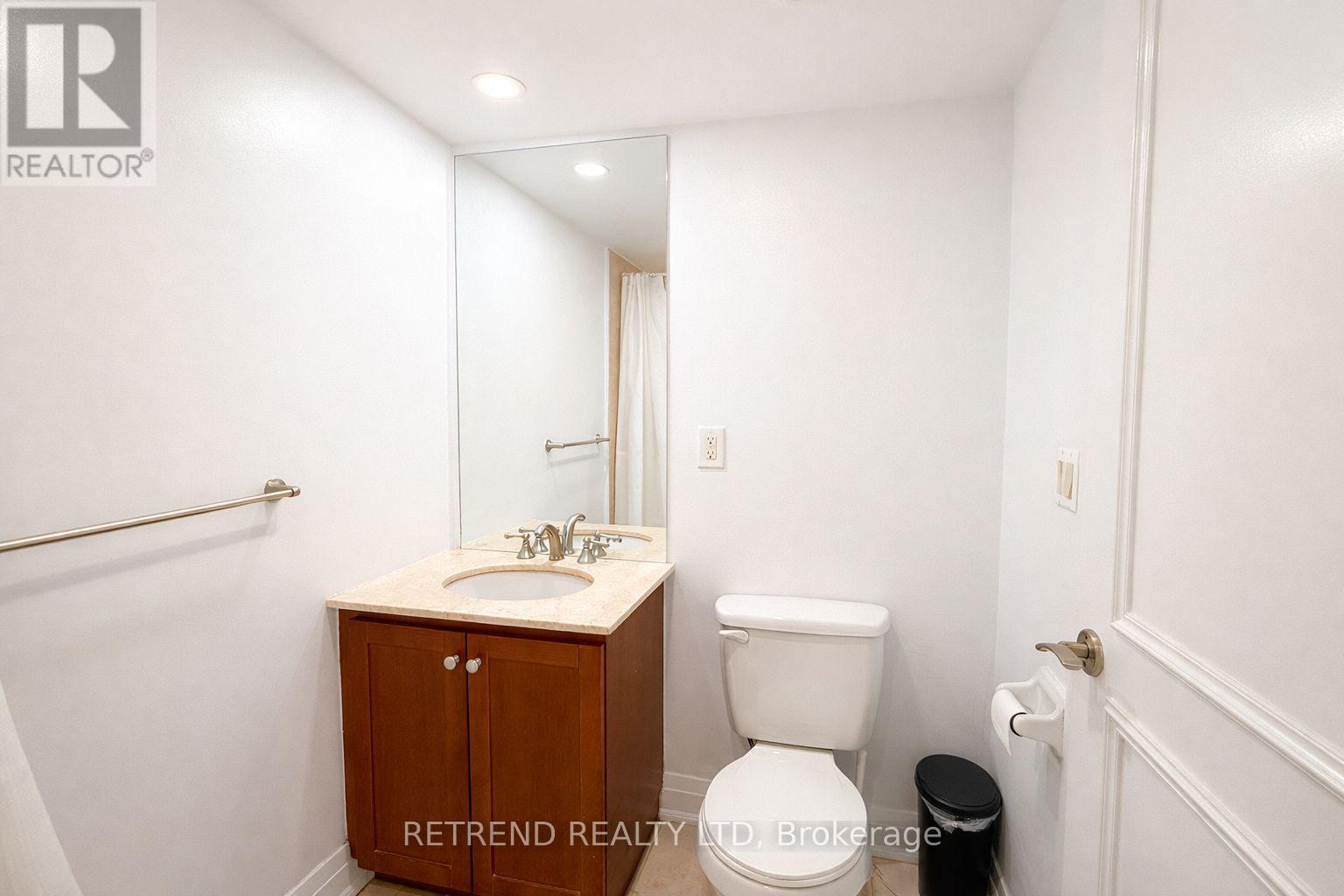 205 - 2737 Keele Street Property Photo 8