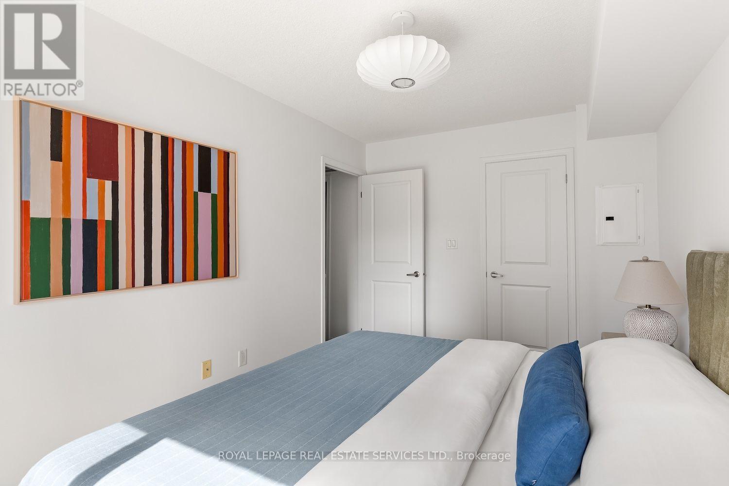 227 - 7 Foundry Avenue Property Photo 21