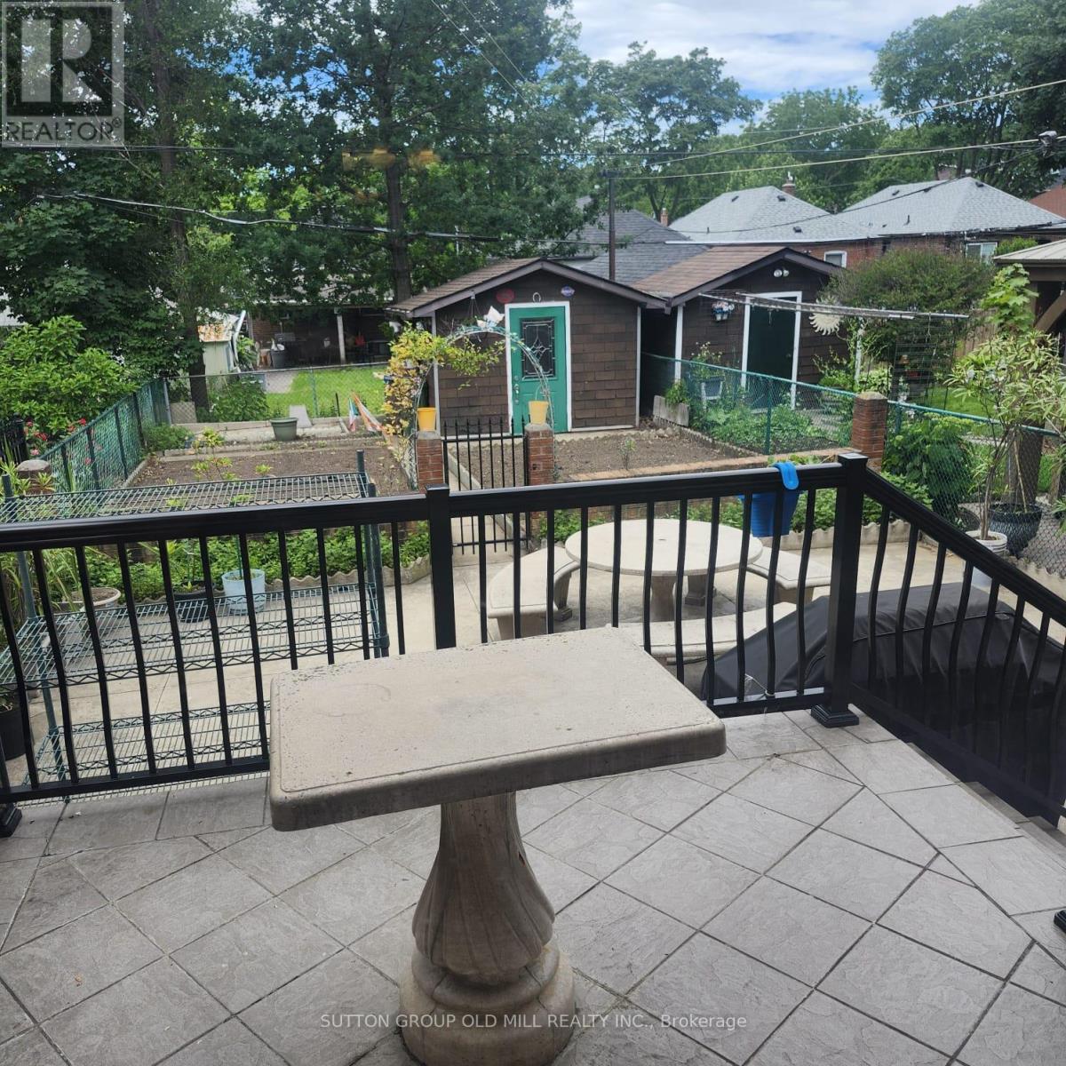 194 Beta Street Property Photo 24