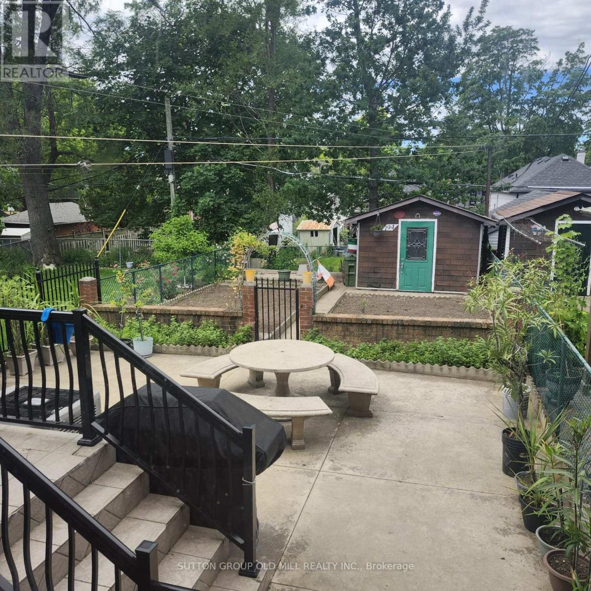 194 Beta Street Property Photo 25