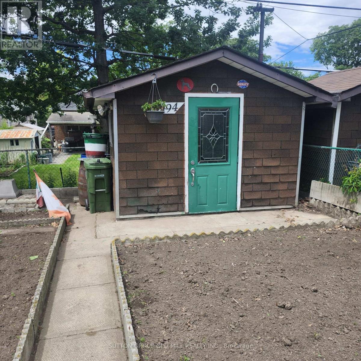 194 Beta Street Property Photo 26