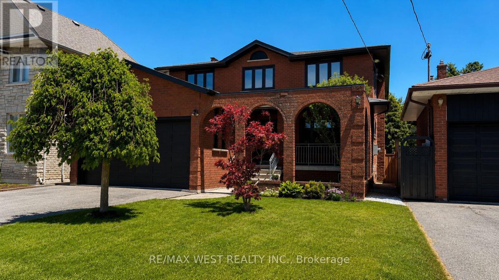 65 FOCH AVENUE Property Photo 1