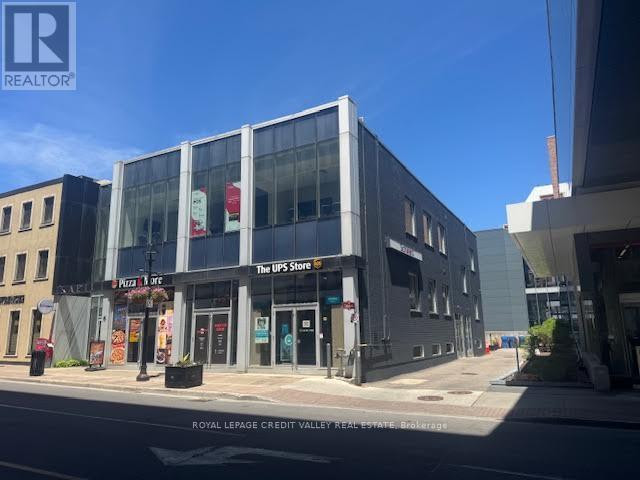 302 - 6 George Street S Property Photo 4