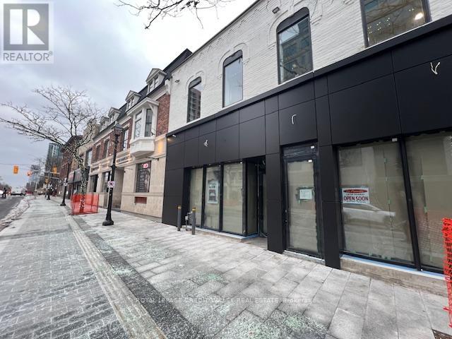 39 Queen Street E Property Photo 3