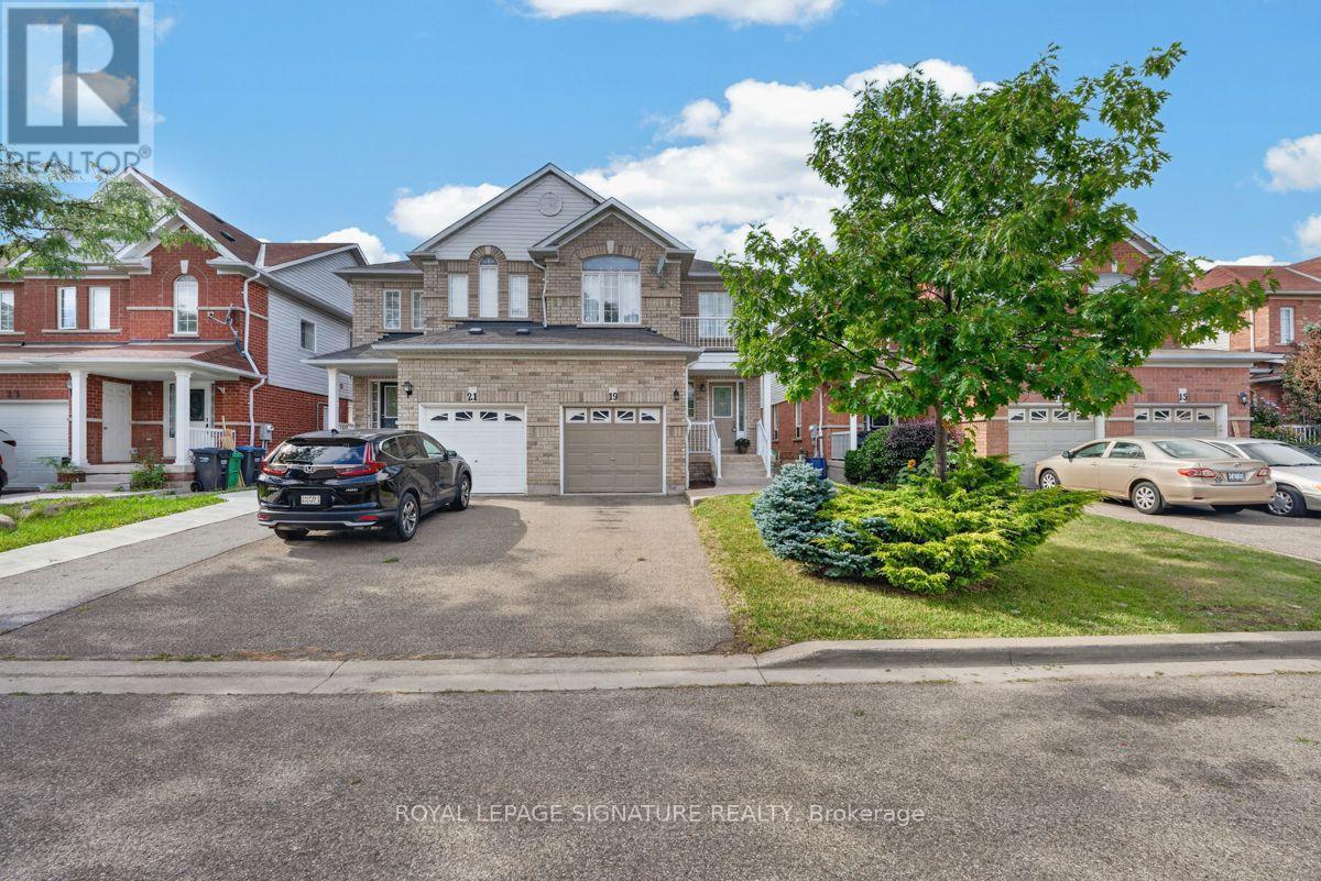 19 Mossgrove Crescent Property Photo 1