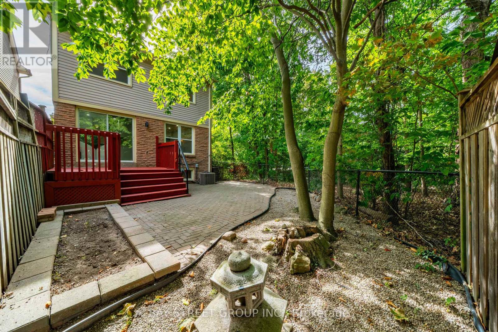 2439 Musket Court Property Photo 2