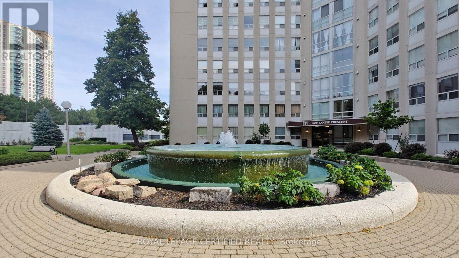 802 - 3650 Kaneff Crescent Property Photo 1