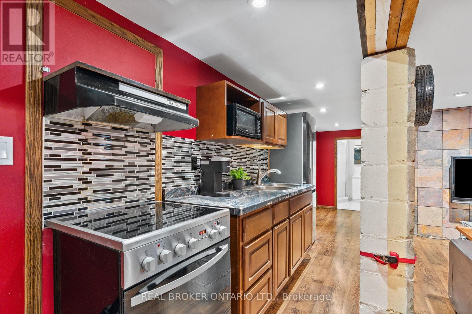 5 Acorn Avenue Property Photo 19