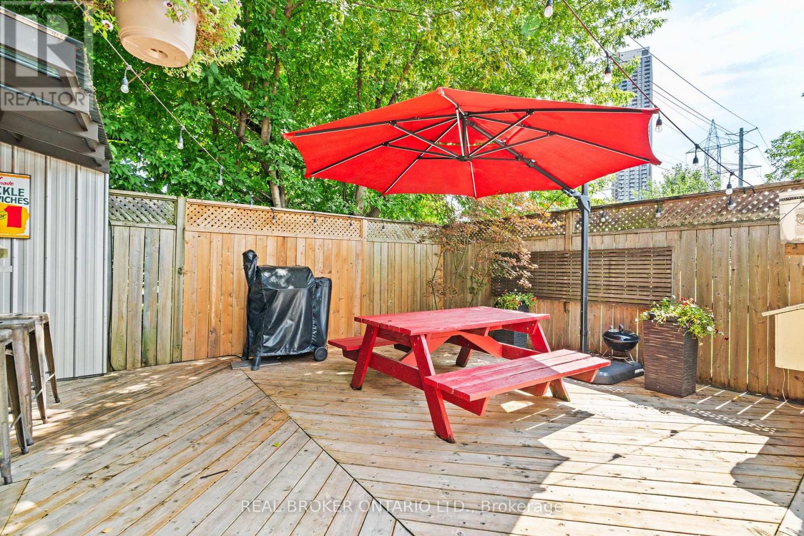 5 Acorn Avenue Property Photo 21